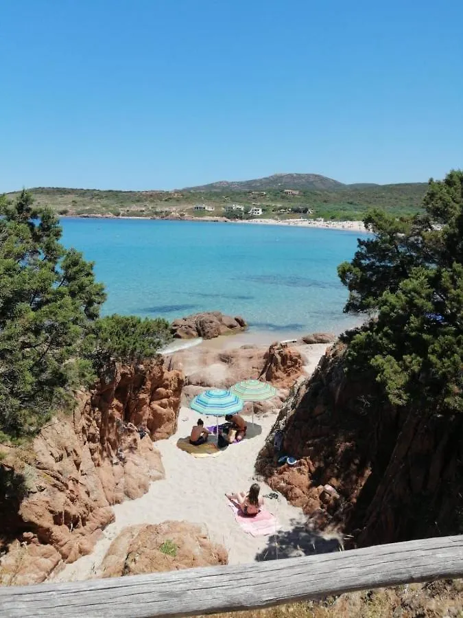 Isola Rossa Beach House 0*, Isola Rossa Italia