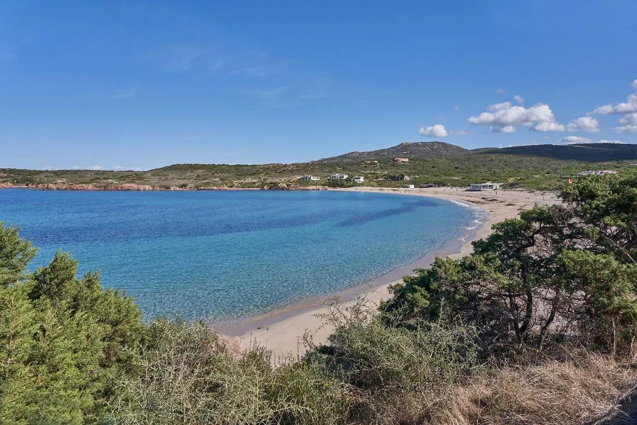 Isola Rossa Beach House Italia
